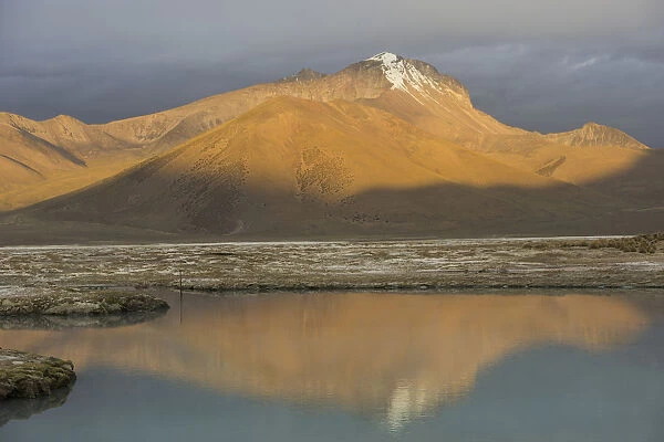 Mountains in the evening light, at the salt lake Salar de Surire, Putre, Arica y Parinacota Region, Chile