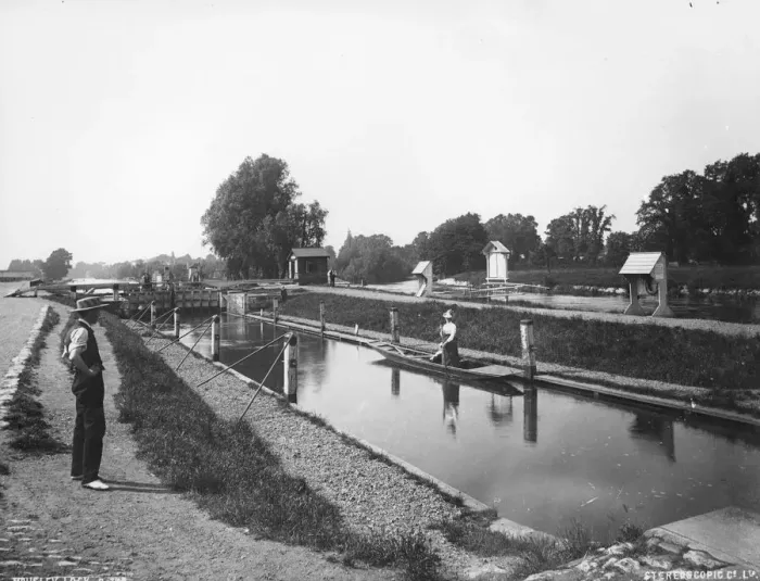 Framed Print : Mousley Lock Framed Print : Mousley Lock