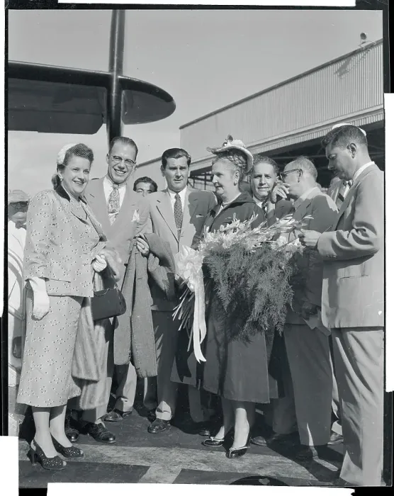 Framed Print : Mr. and Mrs. Alvin Bentley Being Greeted by Puerto Rican Officials Framed Print : Mr. and Mrs. Alvin Bentley Being Greeted by Puerto Rican Officials