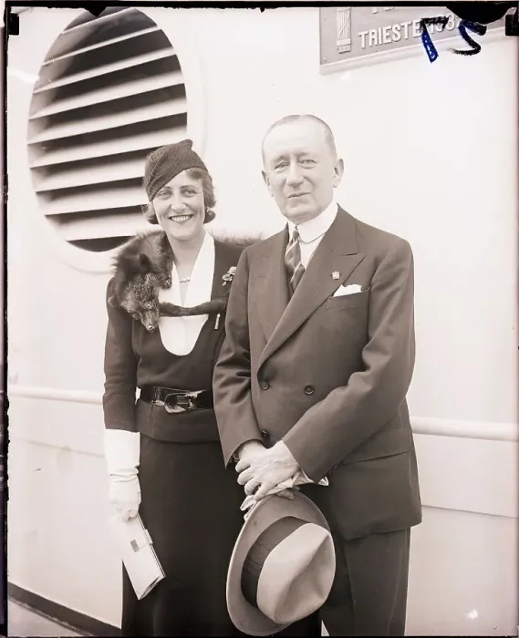 Framed Print : Mr. and Mrs. Guglielmo Marconi Standing Framed Print : Mr. and Mrs. Guglielmo Marconi Standing