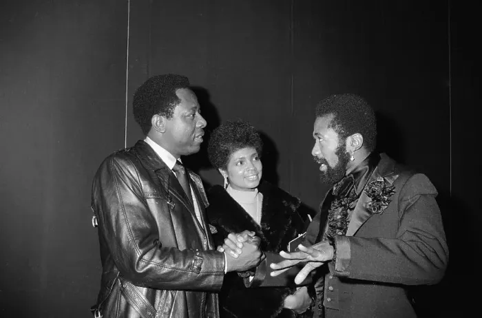 Framed Print : Mr. and Mrs. Hank Aaron Behind Stage with Actor Ben Vereen Framed Print : Mr. and Mrs. Hank Aaron Behind Stage with Actor Ben Vereen