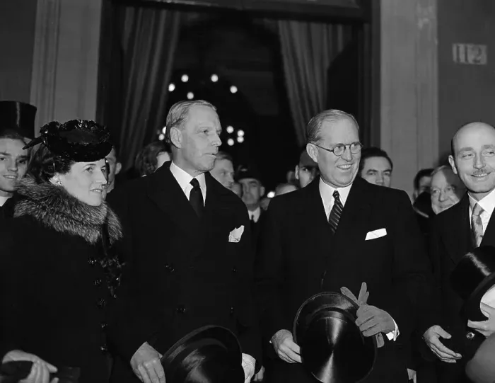 Framed Print : Mr. and Mrs. Kennedy at Ceremonies in Vatican City Framed Print : Mr. and Mrs. Kennedy at Ceremonies in Vatican City