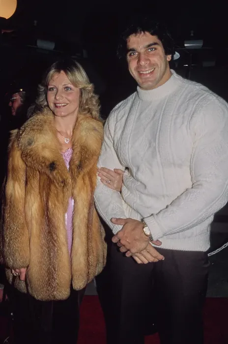 Framed Print : Mr. & Mrs. Lou Ferrigno Framed Print : Mr. & Mrs. Lou Ferrigno