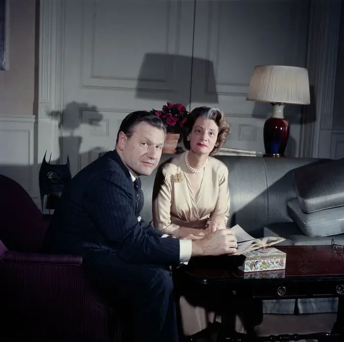 Framed Print : Mr. and Mrs. Nelson Rockefeller Posing in Their Home Framed Print : Mr. and Mrs. Nelson Rockefeller Posing in Their Home