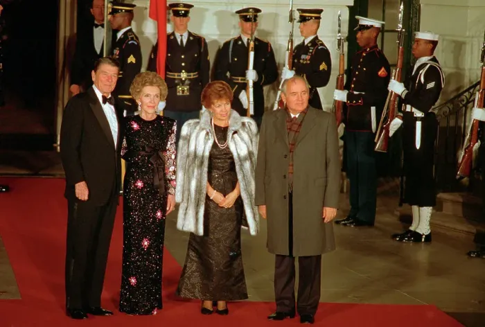 Framed Print : Mr. and Mrs. Reagan with Mr. and Mrs. Gorbachev Framed Print : Mr. and Mrs. Reagan with Mr. and Mrs. Gorbachev