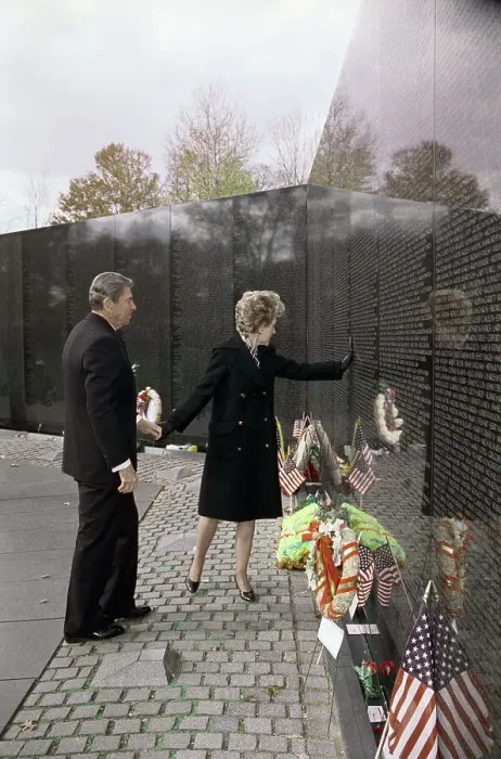 Framed Print : Mr. and Mrs. Ronald Reagan at Vietnam Memorial Wall Framed Print : Mr. and Mrs. Ronald Reagan at Vietnam Memorial Wall