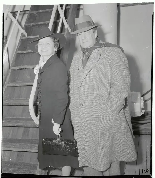 Framed Print : Mr. and Mrs. Sherwood Anderson Boarding the Santa Lucia Framed Print : Mr. and Mrs. Sherwood Anderson Boarding the Santa Lucia