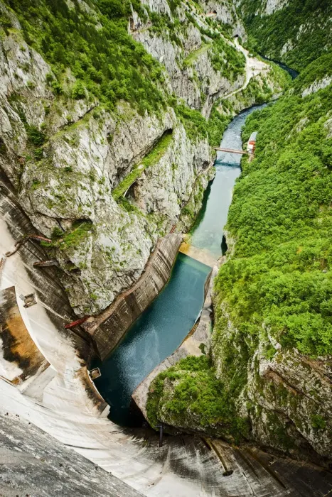 Framed Print : Mratinje dam on river Piva Framed Print : Mratinje dam on river Piva