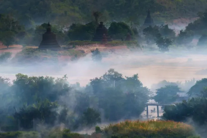 Framed Print : Mrauk U, Rakhine State