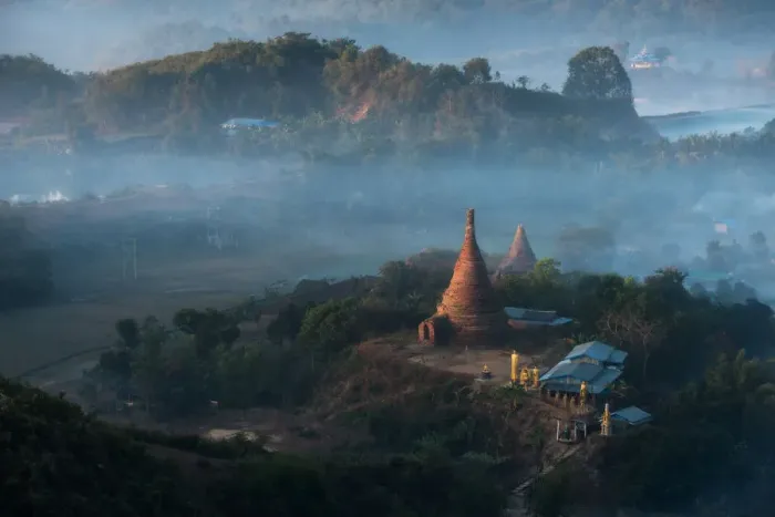 Framed Print : Mrauk U, Rakhine State Framed Print : Mrauk U, Rakhine State