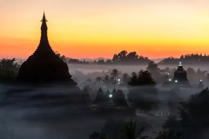 Framed Print : Mrauk-U in sunset time Framed Print : Mrauk-U in sunset time