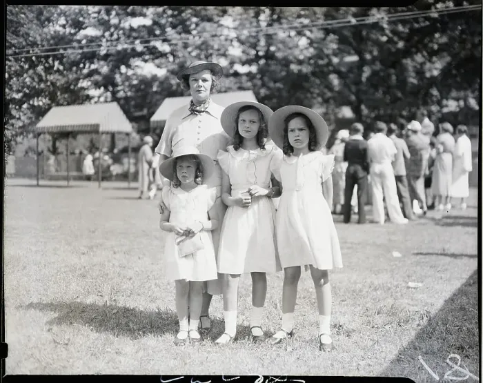 Framed Print : Mrs. Charles Shipman Payson and Daughters Framed Print : Mrs. Charles Shipman Payson and Daughters