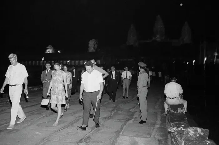 Framed Print : Mrs. Jacqueline Kennedy Strolling Barefoot Through Cambodian Ruins Framed Print : Mrs. Jacqueline Kennedy Strolling Barefoot Through Cambodian Ruins