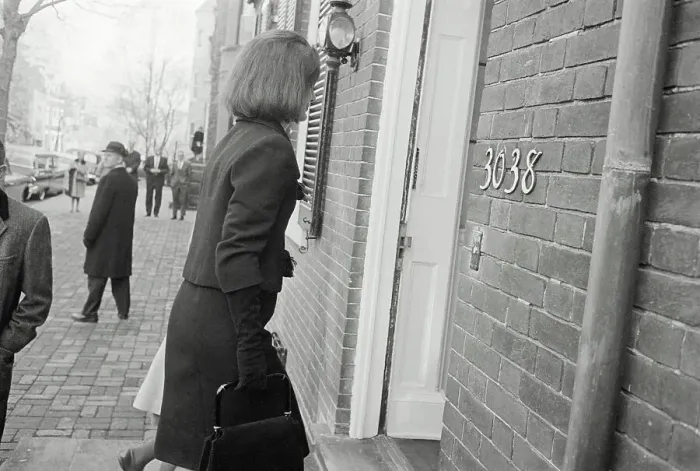Framed Print : Mrs. Kennedy Entering Home Framed Print : Mrs. Kennedy Entering Home