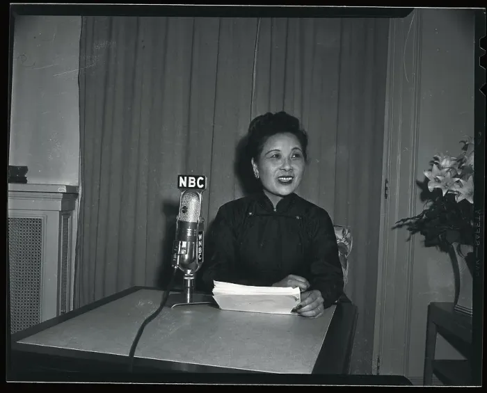Framed Print : Ms. Chaiang Kai Shek Talking Over Radio Framed Print : Ms. Chaiang Kai Shek Talking Over Radio
