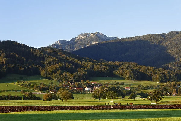 Mt Breitenstein in Mangfallgebirge, Mangfall mountains, Derndorf, Bad Feilnbach, Upper Bavaria, Bavaria, Germany, Europe, PublicGround