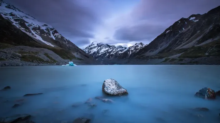 Framed Print : Mt Cook & Hooker Lake Framed Print : Mt Cook & Hooker Lake