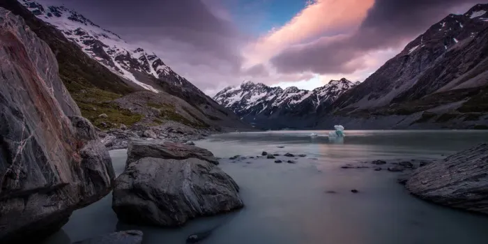 Framed Print : Mt Cook & Hooker Lake Framed Print : Mt Cook & Hooker Lake