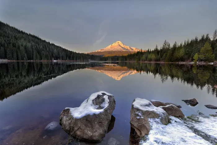 Framed Print : Mt Hood Reflection on Trillium Lake Framed Print : Mt Hood Reflection on Trillium Lake