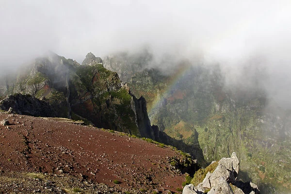Mt Pico do Arieiro, Arieiro, 1818m, Madeira, Portugal, Europe