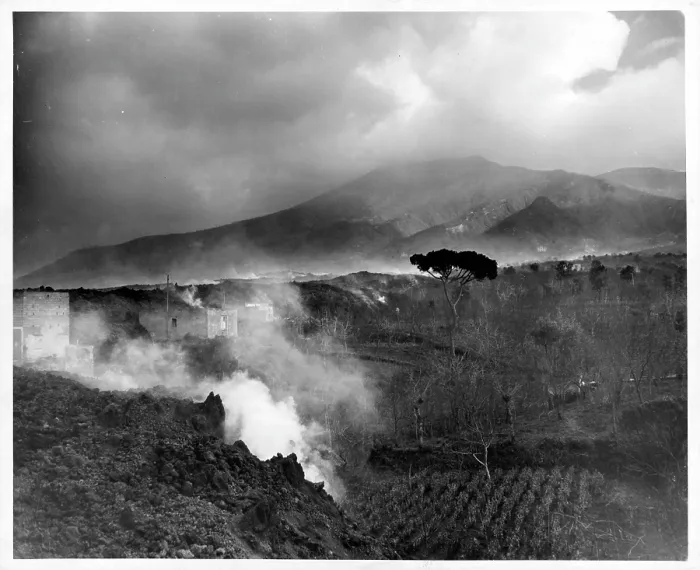 Framed Print : Mt Vesuvius Worst Eruption In 72 Years In Italy Framed Print : Mt Vesuvius Worst Eruption In 72 Years In Italy
