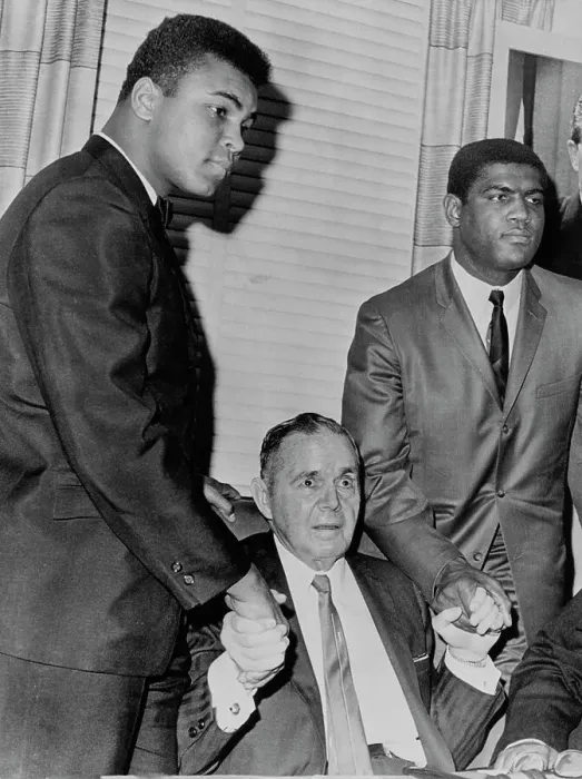 Framed Print : Muhammad Ali And Ernie Terrell Framed Print : Muhammad Ali And Ernie Terrell