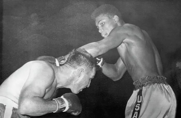 Framed Print : Muhammad Ali in First Professional Bout Framed Print : Muhammad Ali in First Professional Bout