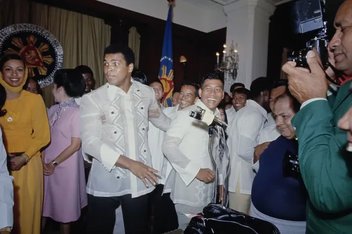 Framed Print : Muhammad Ali In Manila Framed Print : Muhammad Ali In Manila