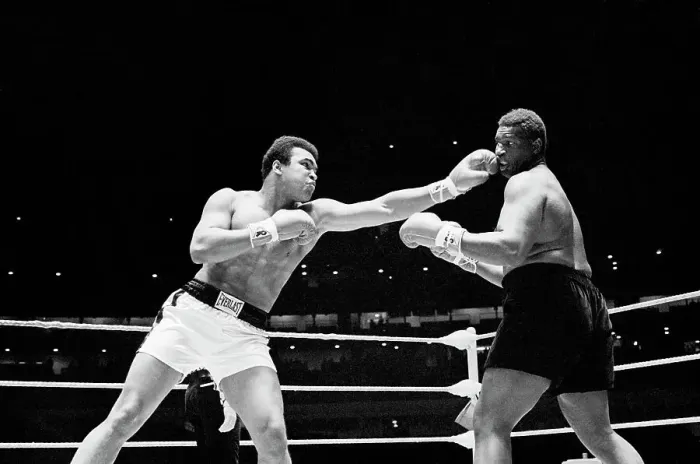 Framed Print : Muhammad Ali Punching Buster Mathis Framed Print : Muhammad Ali Punching Buster Mathis