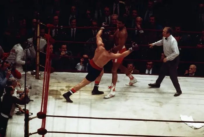 Framed Print : Muhammad Ali Watching Oscar Bonavena Falling Framed Print : Muhammad Ali Watching Oscar Bonavena Falling