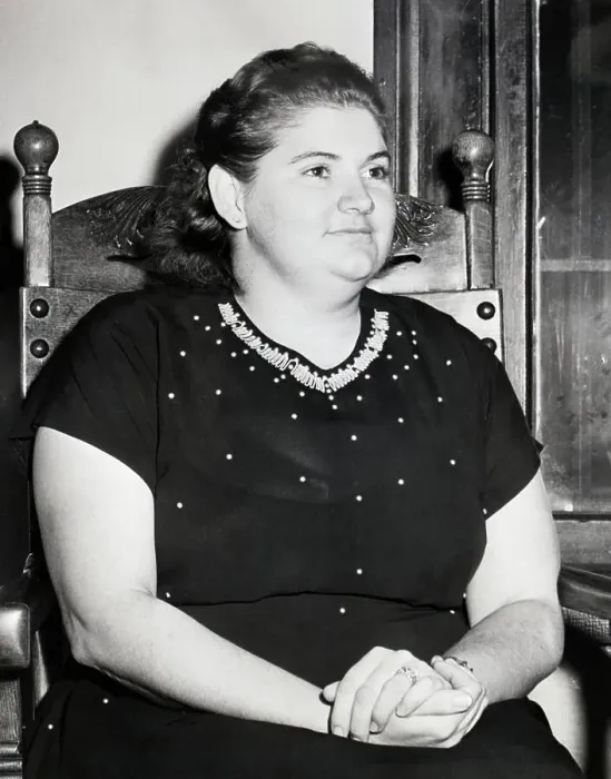 Framed Print : Murderer Martha Beck Following Her Arraignment Framed Print : Murderer Martha Beck Following Her Arraignment
