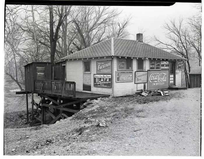 Framed Print : Murphy Myers Riverview Inn Framed Print : Murphy Myers Riverview Inn