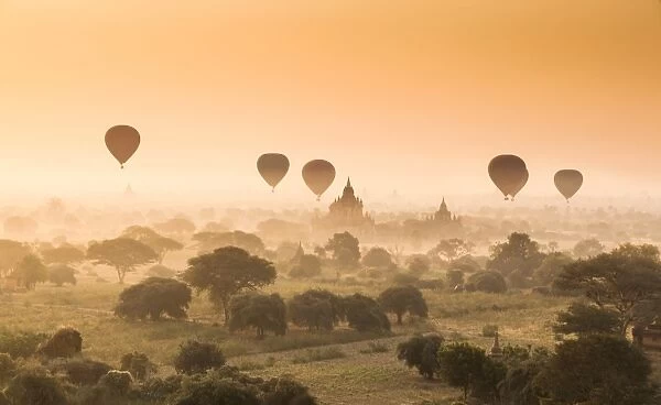 Myanmar (Burma) - Balloons flying over Bagan