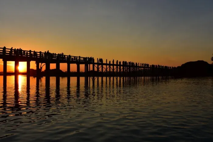 Framed Print : Myanmar sunset u bein bridge Framed Print : Myanmar sunset u bein bridge