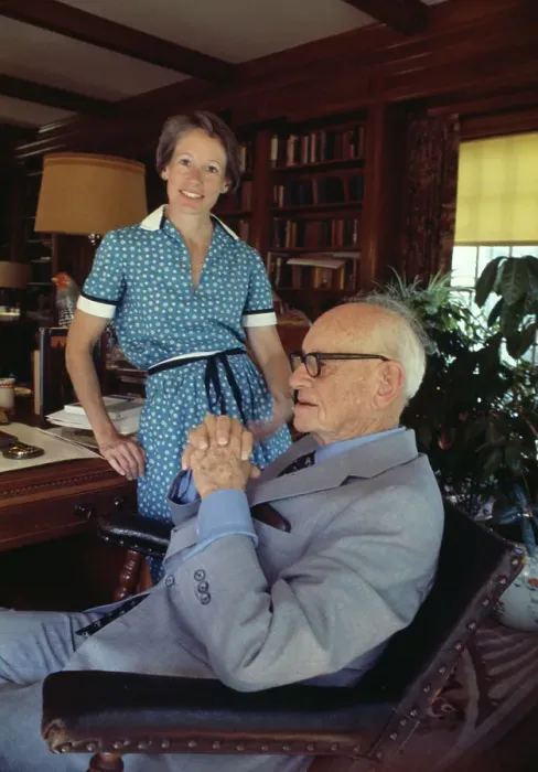Framed Print : Nancy Kassebaum And Alf Landon Framed Print : Nancy Kassebaum And Alf Landon