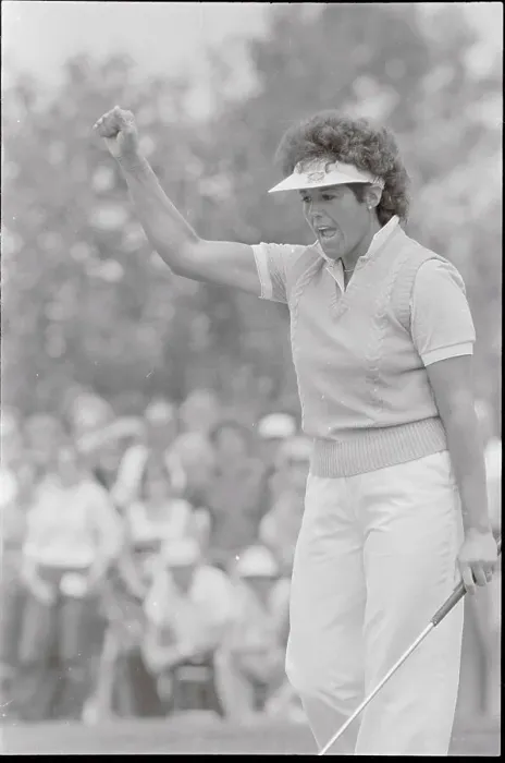 Framed Print : Nancy Lopez Celebrating a Birdie Framed Print : Nancy Lopez Celebrating a Birdie