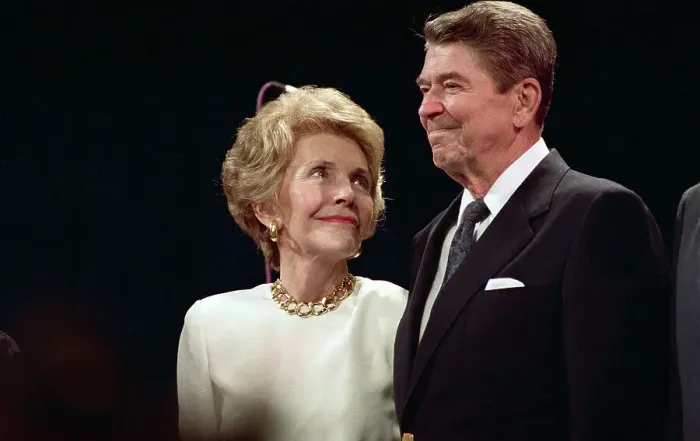 Framed Print : Nancy Reagan Looks Lovingly at Ronald Reagan Framed Print : Nancy Reagan Looks Lovingly at Ronald Reagan