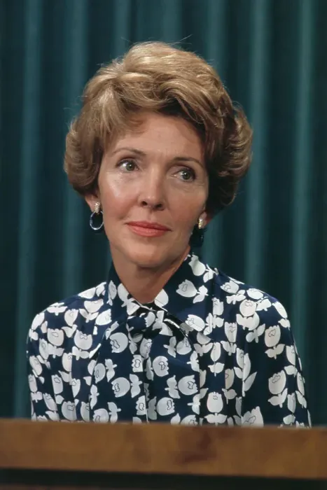 Framed Print : Nancy Reagan Pausing Framed Print : Nancy Reagan Pausing