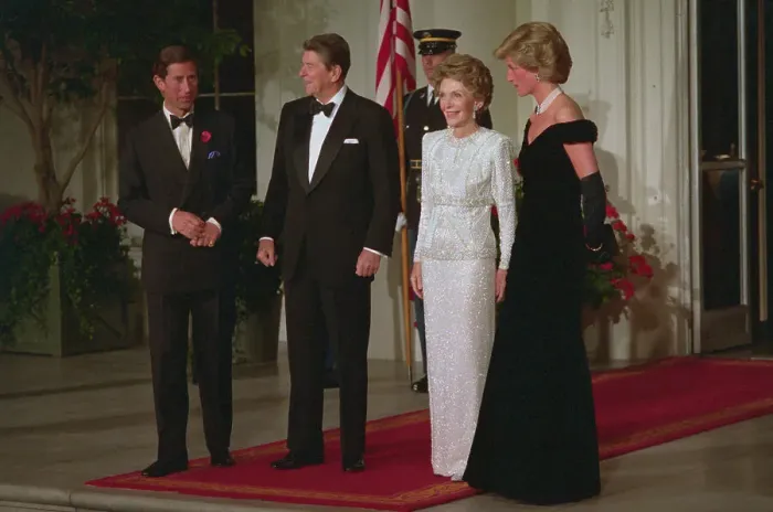 Framed Print : Nancy and Ronald Reagan with Prince Charles and Princess Diana Framed Print : Nancy and Ronald Reagan with Prince Charles and Princess Diana