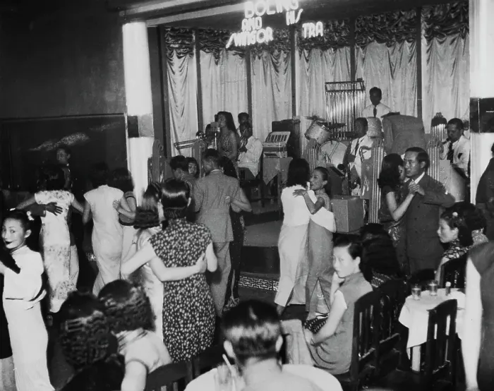 Framed Print : Nanking Nightlife Framed Print : Nanking Nightlife