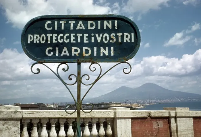 Framed Print : NAPLES ITALY Framed Print : NAPLES ITALY