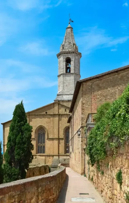 Framed Print : Narrow alley towards Duomo di Pienza Framed Print : Narrow alley towards Duomo di Pienza