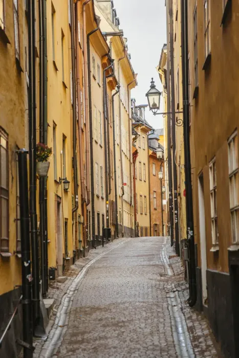 Framed Print : Narrow streets in Gamla Stan (Old Town) in Stockholm, Sweden Framed Print : Narrow streets in Gamla Stan (Old Town) in Stockholm, Sweden