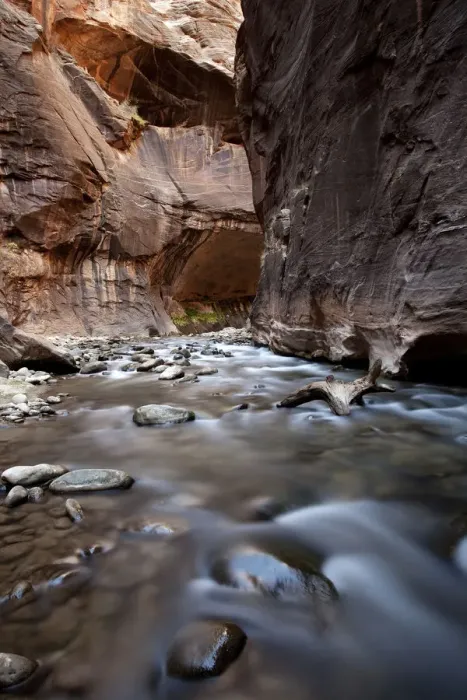 Framed Print : The Narrows, constriction of the Virgin River, Zion National Park, Utah, USA Framed Print : The Narrows, constriction of the Virgin River, Zion National Park, Utah, USA