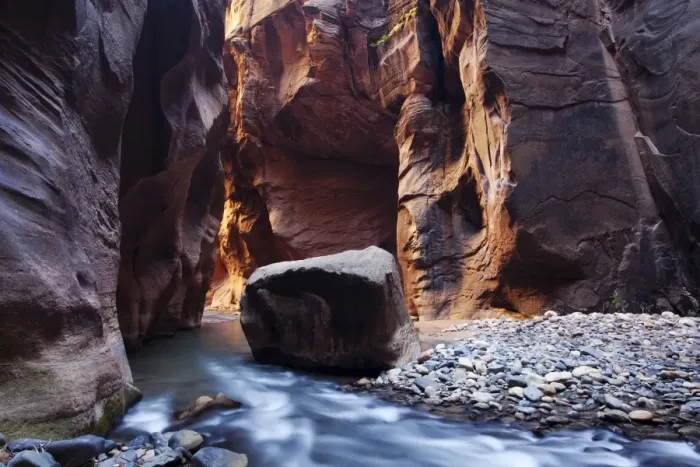 Framed Print : The Narrows, narrow point of the Virgin River, Zion National Park, Utah, USA, America Framed Print : The Narrows, narrow point of the Virgin River, Zion National Park, Utah, USA, America