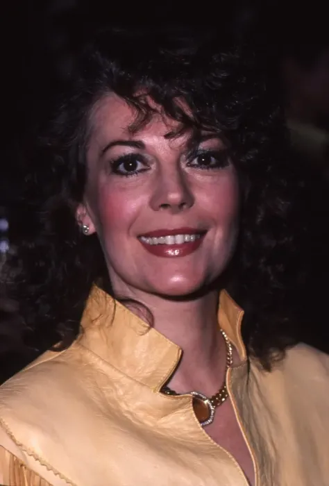 Framed Print : Natalie Wood Attends An Event Framed Print : Natalie Wood Attends An Event