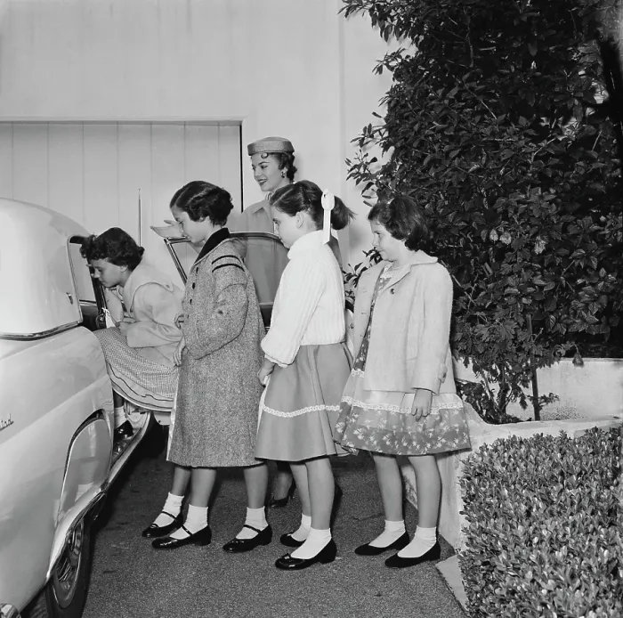 Framed Print : Natalie Wood with Lana Wood and friends