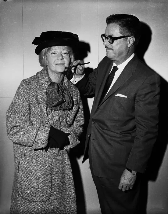 Framed Print : Natalie Wood In Makeup As An Old Woman Framed Print : Natalie Wood In Makeup As An Old Woman