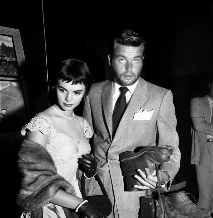 Framed Print : Natalie Wood And Robert Wagner Framed Print : Natalie Wood And Robert Wagner