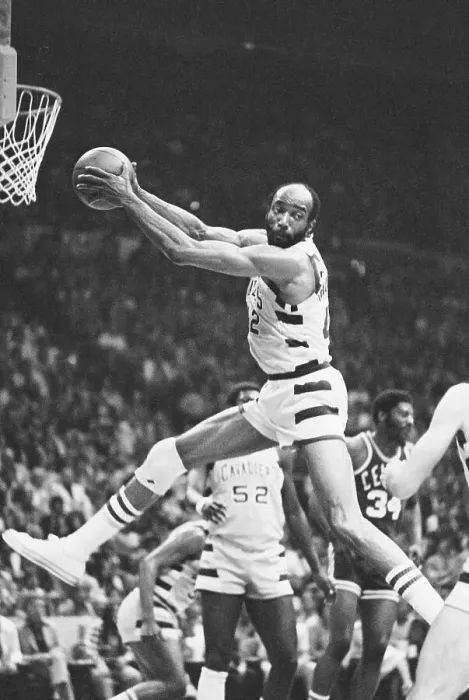 Framed Print : Nate Thurmond Leaping for Rebound Framed Print : Nate Thurmond Leaping for Rebound
